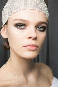 tom-ford-bks-rf18-7717.thumb.jpg.030155e61ef43021f11bdc725a893e9e.jpg