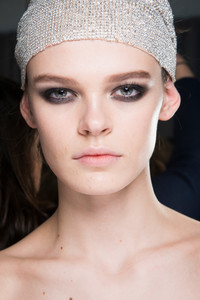 tom-ford-bks-rf18-9457.thumb.jpg.f01c341994b07c347ee096f0f076e7ad.jpg