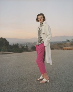 topshop_ss18_8_620x780.thumb.jpg.bc4cc6627a04c647557d3679baebf2bc.jpg