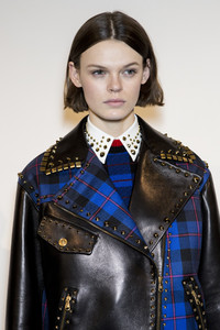 versace-bks-z-rf18-7279.thumb.jpg.74f33bd60c98fc68e5c44624e0a4dad5.jpg