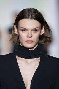 versace-clpa-rf18-5983.thumb.jpg.6b6ed0a5b3d1e05b067eb5a54a2047f5.jpg