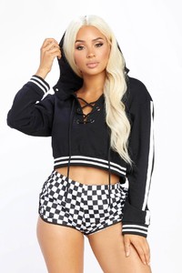 00019_HBLACEUPSWEATER_973b.jpg