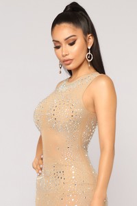 05-30-18_Studio_1BCCD11174_Taupe_8_3_QTR_CROP_ONLY.JPG