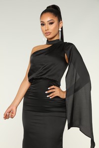 06-03-18_STDUIO2__B31D47_Black_415.JPG