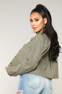 06-13-18_Studio2__NY7111_Green_739.JPG