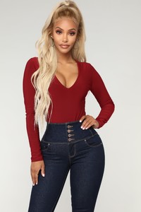 06-14-18_Studio_2MB1037_Burgundy0886_AG.jpg