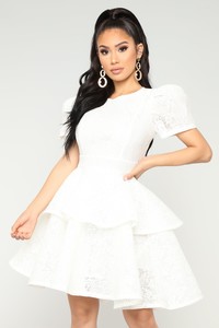 06-20-18_STUDIO2_8160DK_White_1317_NT.jpg