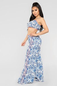 06-20-18_STUDIO2_BHF40022W_Blue_2197_AJ_1000x_JD.jpg