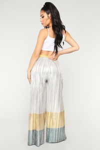 06-20-18_STUDIO2_HGP1506_Silver_1440_NT.jpg