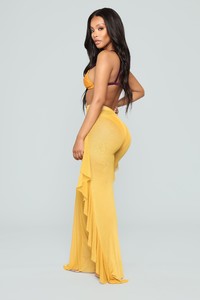06-26-18_Studio_2_11-13-56_ZB1024_Mustard0427_AG.jpg