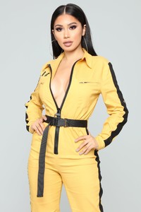 06-26-18_Studio_2_11-31-02_1152_Mustard0475_NT.jpg