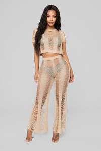06-27-18_Studio_2_10-42-42_LSTP2136_Beige0524_AJ.jpg
