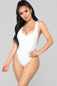 06-27-18_Studio_2_13-13-33_1093_White0457_AJ.jpg