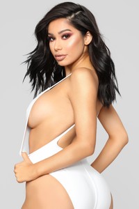 07-02-18_Studio_2_10-44-37_1092SOLID_White0662_AJ.jpg
