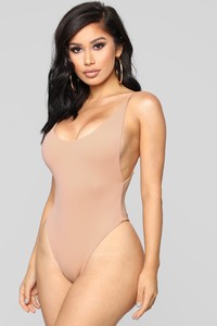 07-02-18_Studio_2_1192_Blush_311111-18_AM_CC_1__NT.jpg