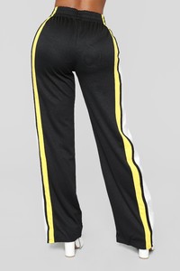 07-05-18_Studio_2_11-05-35_PGI1306_BlackYellow0471_AJ.jpg