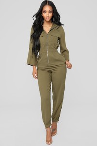 07-10-18_Studio_2_10-50-03_J7004_Olive0431_AJ.jpg