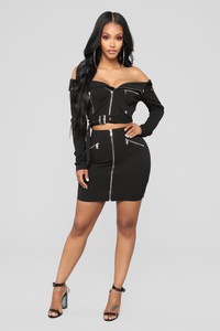 07-11-18_Studio_2_11-52-13_3269SET_Black0581_AJ.jpg