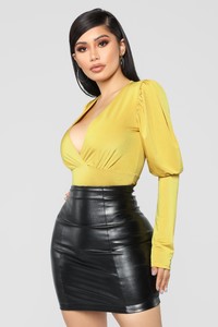 07-12-18_Studio_1_13-31-22_JB1298_Mustard_CC__10_NT_JF.jpg