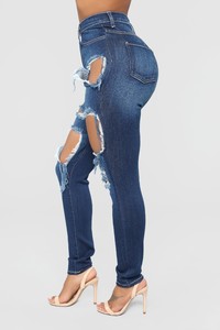 07-19-18_Studio_2_14-32-20_4520_DarkDenim0639_NT.jpg