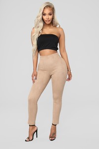 07-20-18_Studio_2_910536_Camel_38382-00_PM__AJ.jpg