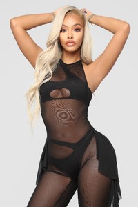 07-23-18_Studio_2_14-18-55_LH010_Black0677_JD.jpg