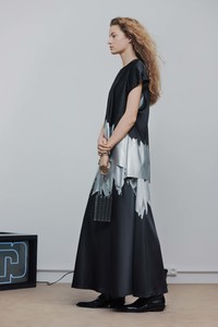 10-paco-rabanne-pf18-lookbook.thumb.jpg.30c34f88d89ab03fb112bb1a35901d89.jpg