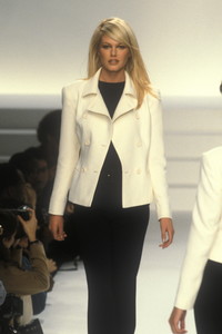 1214351714_RalphLauren1996WomenRTW51.thumb.jpg.9552b94e1b771ab3e2f242455e9bba87.jpg