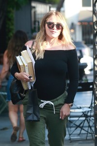       hdu260718BZNimage24.jpg
