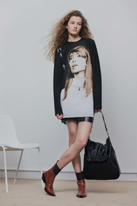 14-paco-rabanne-pf18-lookbook.thumb.jpg.cdf8dc583177f02afb5eea3ca66beddc.jpg