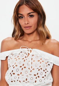 white-broderie-anglaise-frill-crop-top.jpg 2.jpg