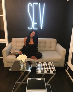 the_jodiejoe - BRcSwazAVBf.jpg