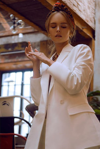 19674399_herIG206shot20180624(DTconfirmed)@TwinsGardenMoscow(cropped74kbSource).thumb.jpg.1395b5ece7c8bc87101cd7e58b1820d2.jpg