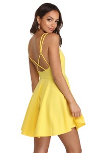 1_402020_ZM_YELLOW_BACK.JPG