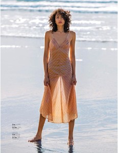 2018-08-01_Hello__Fashion_Monthly-page-006.jpg
