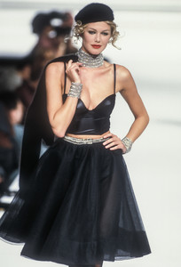 2034528128_Krizia1995WomenRTW185.thumb.jpg.65ced1c2adf0a6a9d897742a57381141.jpg