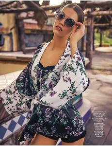 2018-06-28 Grazia-page-011.jpg