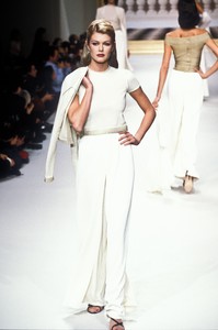 2075068915_HerveLeger1995WomenRTW69.thumb.jpg.16df2e6565e4028d365b72bc3a50f738.jpg