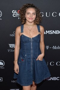 740full-camren-bicondova (1).jpg