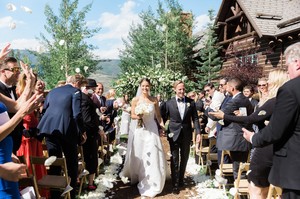 34-emily-didonato-and-kyle-peterson-wedding.thumb.jpg.0d90813e0cb0413c9c35cae64d03501b.jpg
