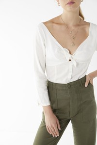 47774401_010_b.jpg