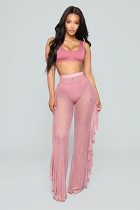 6-26-18_Studio_2_ZB1024_Mauve0433_9__AG.jpg
