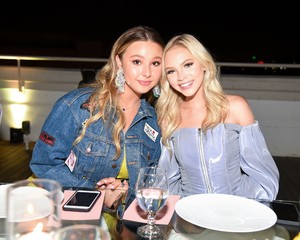         jjo150718BZNimage106.jpg