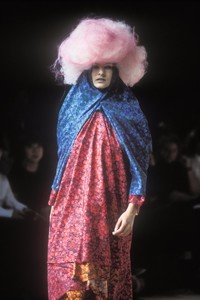 924909216_CommedesGarcons1996WomenRTW83.thumb.jpg.a4c15f74f85e93aeced6902e8b0811ba.jpg