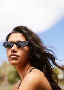 941716-800w.thumb.jpg.359a434c693f29ae8b886a410fbb3606.jpg