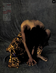 Africa_Ferri_Vogue_Italia_June_1989_12.thumb.png.007198e72d7cf93f03f9906be7206ebc.png