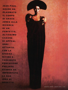 Ascensionale_Vogue_Italia_June_1989_03.thumb.png.3b2674094e66f7d26362e1c813ffe03e.png