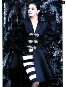 Bailey_Vogue_Italia_September_1986_Speciale_16.thumb.png.88f3395c2e8db6b94a93581598a392d0.png