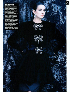 Bailey_Vogue_Italia_September_1986_Speciale_20.thumb.png.c5ee3c6bda4eaee936e9ed46602275e5.png