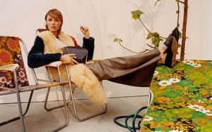 Bally-Fall-Winter-2018-Campaign03.thumb.jpg.be8a383712d97a1f5a10bd9d85831e4d.jpg